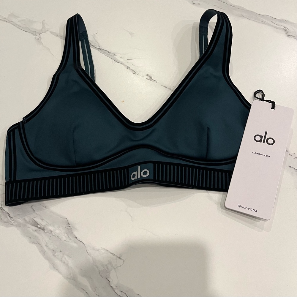 NWT Alo Airlift Line Up Bra - Midnight Green - Picture 8 of 9